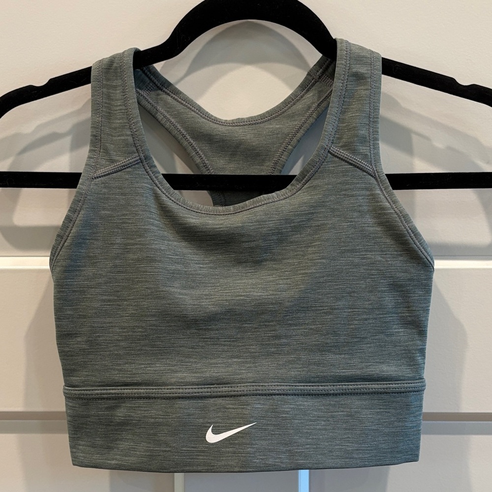 Nike Women's Heathered Gray wide band racer back Sports Bra - small